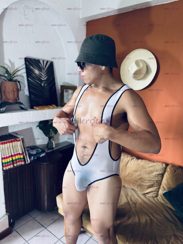 FOTOS DE TU PAPI XXL VISITANDO TU CIUDAD POR PRIMERA VEZ