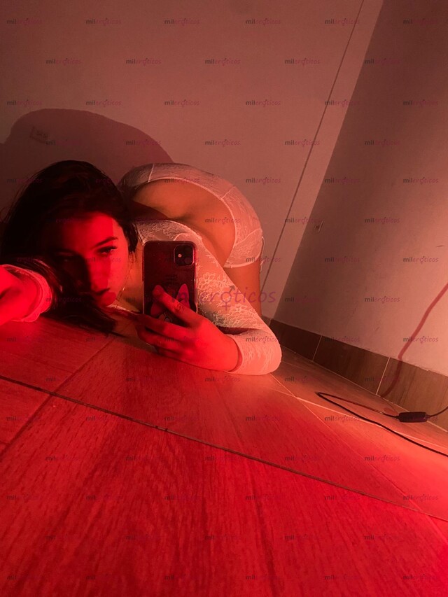 FOTOS DE ¡¡¡¡ÚLTIMOS DÍAS!!!!! MONITA FLACA MUY LLAMATIVA Y SENSUAL NO TE LO PIERDAS