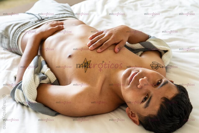 FOTOS DE HOLA ME LLAMO EMILIANO, ESTOY DISPUESTO A COMPLACERTE SEXUALMENTE
