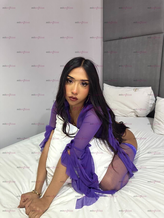 FOTOS DE ¿QUIERES LECHE? JOVENCITA DE 18 AÑOS CON PENE ENORME