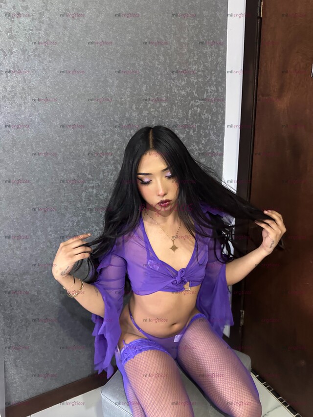 FOTOS DE ¿QUIERES LECHE? JOVENCITA DE 18 AÑOS CON PENE ENORME