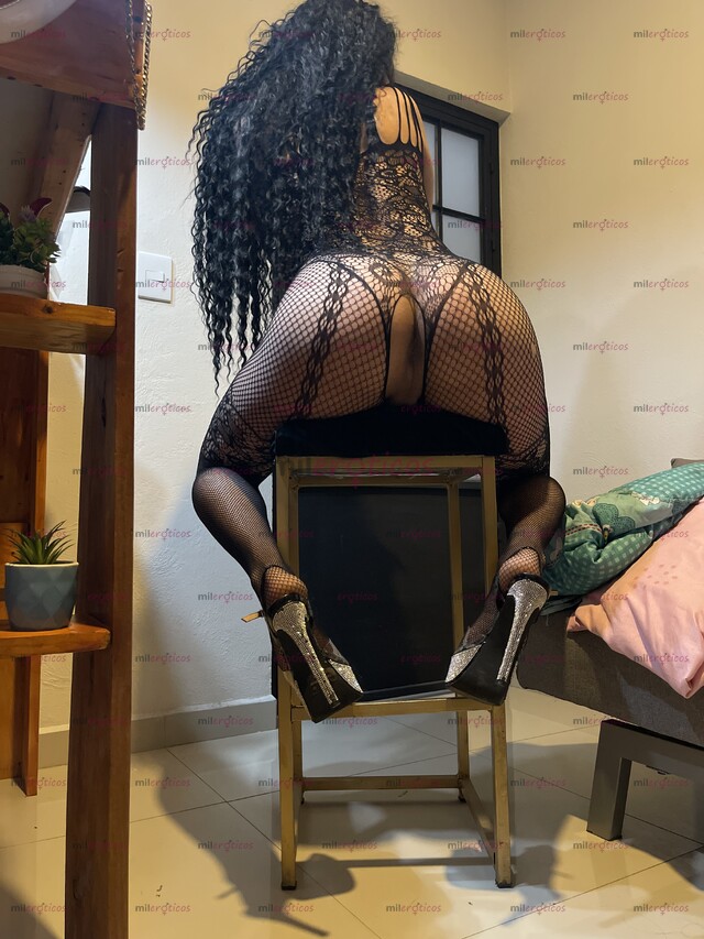 FOTOS DE NIÑA EXPERTA EN PRIMERISOS Y CALIENTE PARA PÁSARLA BIEN CUENTO CON LUGAR