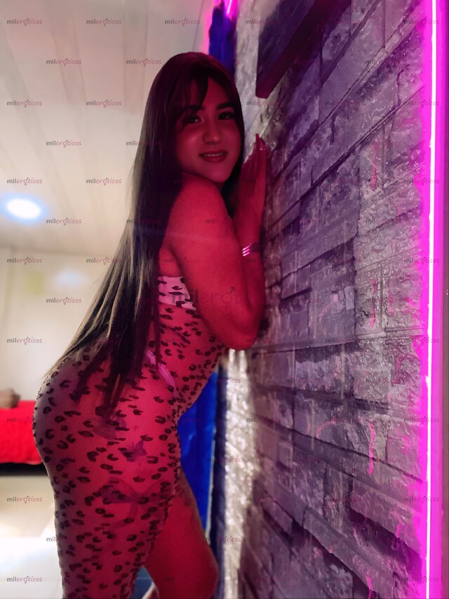 FOTOS DE SOLO DESEO SATISFACERTE EN TODOS TUS FETICHES Y FANTASÍAS , ESTOY MUY ARRECHA