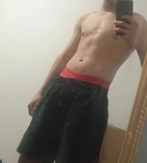 Boa noite tenho local ou vou ate voce sou bem discreto aconteca oque acontecer juro que eu nunca te vi sou bem tranquilo dispenso curiosos gosto de at...