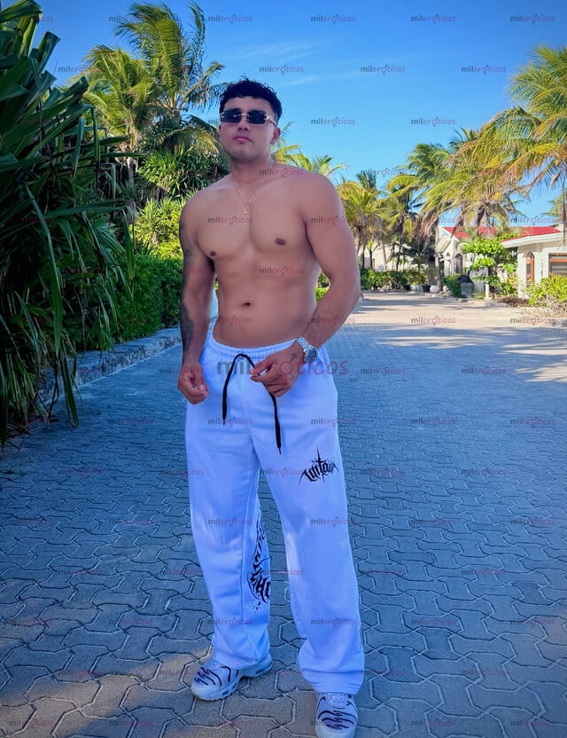 FOTOS DE MACHO SERIO EXCLUSIVO SOLO PARA PERSONAS SOLVENTES DE BUEN GUSTO SOY COLOMBIANO