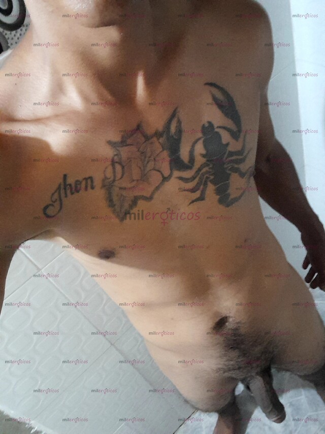 FOTOS DE SOMBRA: VERSÁTIL...COMPLACIENTE... MENTE ABIERTA