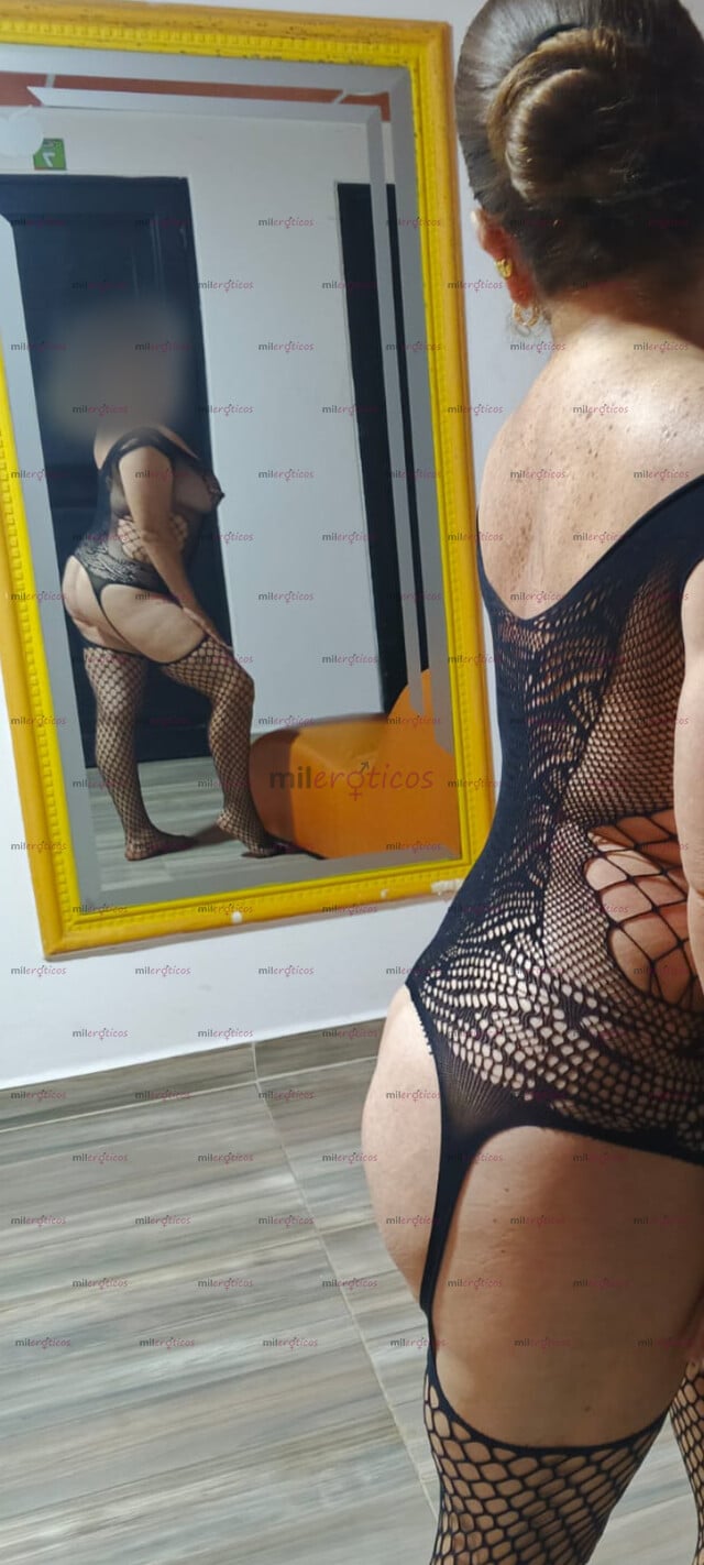FOTOS DE TRAVIESA CON VARIEDAD DE PACK EN CONTENIDOS SOLA Y ACOMPAÑADA SOLO MORBO Y PORNO