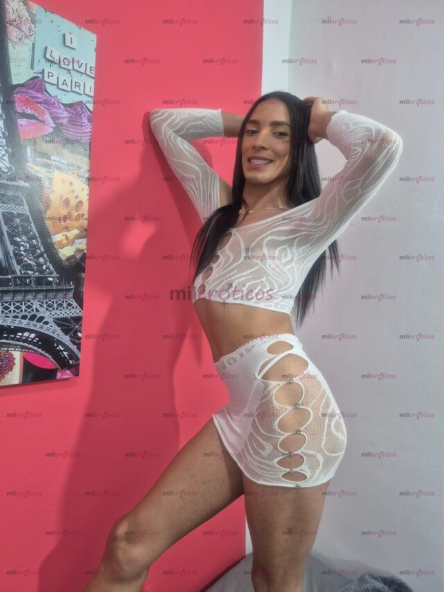 FOTOS DE HERMOSA NIÑA CON CUERPO DE MODELO ROSTRO Y VOZ DE MUJER ACTIVA Y PASIVA