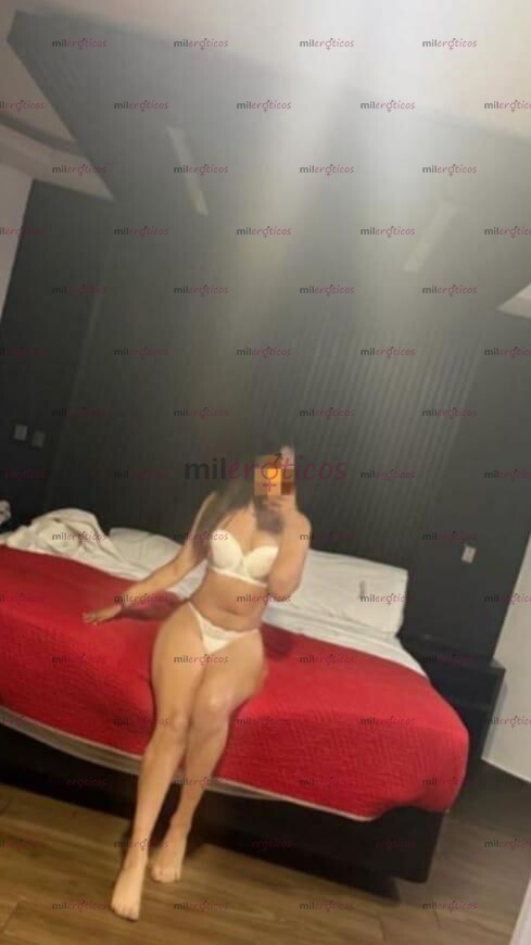 FOTOS DE QUIERO ESTAR ARRIBA DE TI MIENTRAS AGARRAS MIS TETITAS