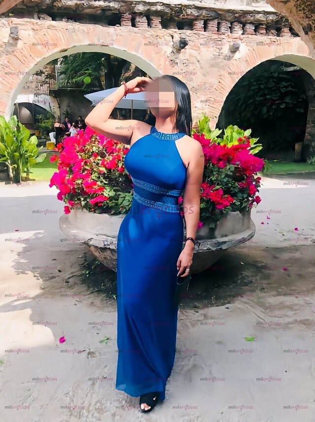 FOTOS DE DEJATE LLEVAR POR MIS CARICIAS,CARITA PERVERSA Y ACTITUD CACHONDA