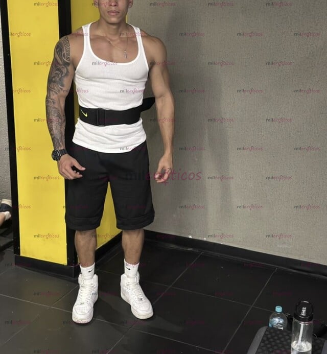 FOTOS DE ACTIVO MACHO DOMINANTE LECHERO 22CM VERGON SERIO VARONIL