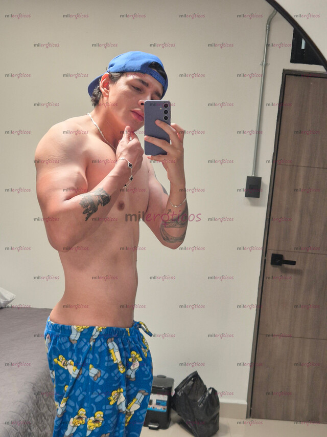 FOTOS DE CHICO CALIENTE CON BUENA VERGA Y BUEN CULO EN TU CIUDAD... EL PARAÍSO TE ESPERA