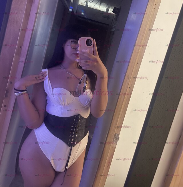 FOTOS DE SIN SITIO ..UNA CHICA TRANS MUY HORNY . VIRTUAL O PRESENCIAL