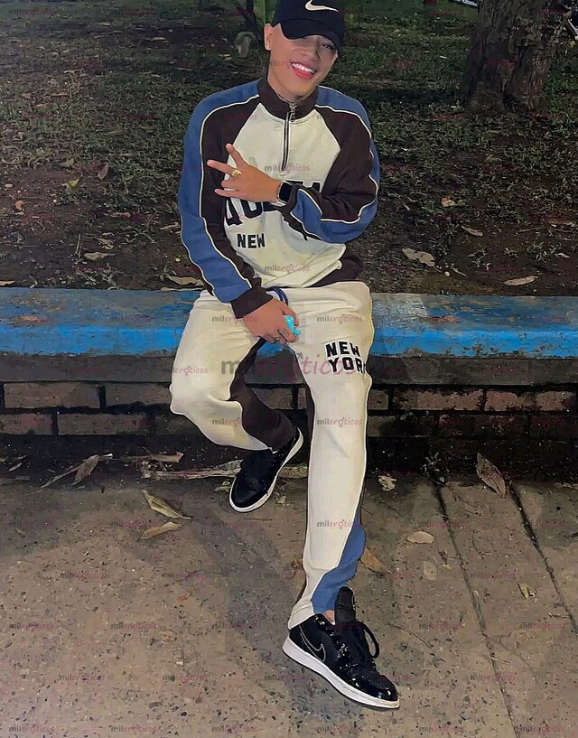 FOTOS DE NUEVO POLLO CHUPON ARRECHO VERSATIL PARA PASAR UN RATO AGRADABLE