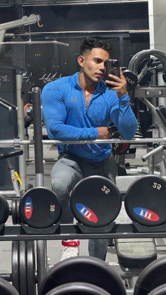 FOTOS DE MACHO ATLÉTICO XL VERGON LECHERO DE VISITA CON LUGAR PRIVADO Y DISCRETO