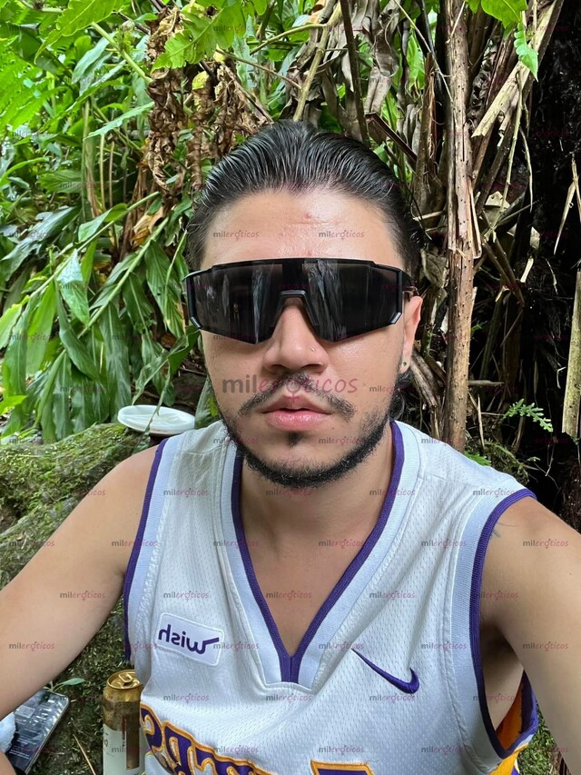 FOTOS DE PAISA VERGON VERSÁTIL BUEN AMANTE Y LECHERO, CUENTO CON APTO PRIVADO
