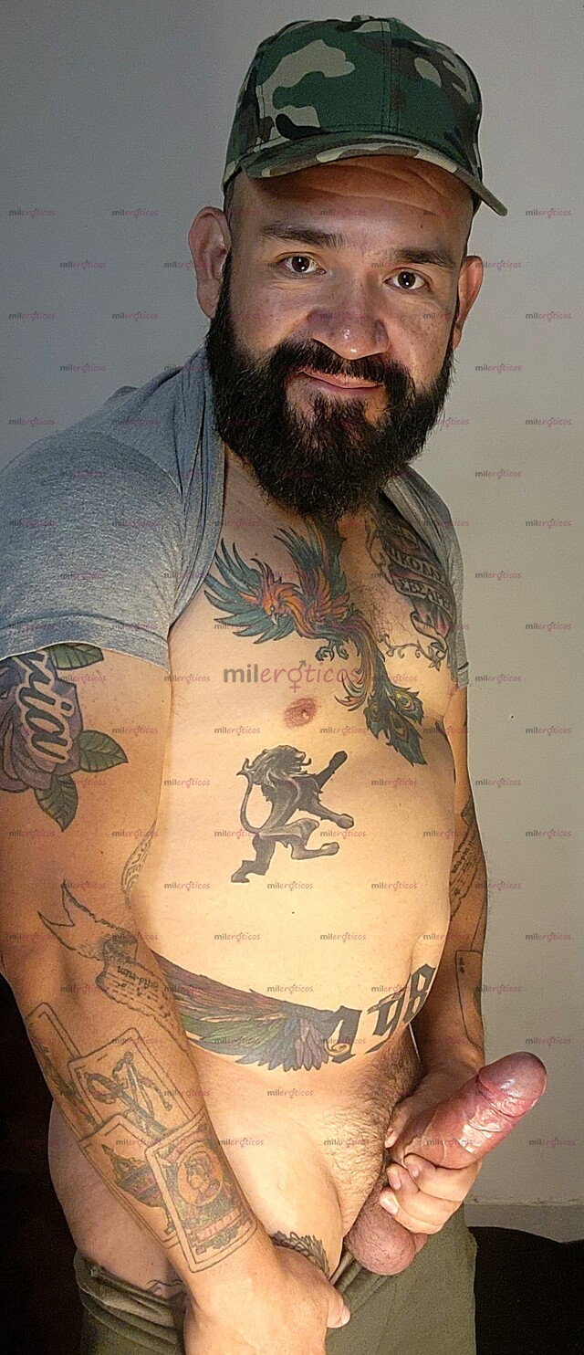 FOTOS DE MADURO ACT 100% CON VERGA GRUESA PARA DARTE DURO