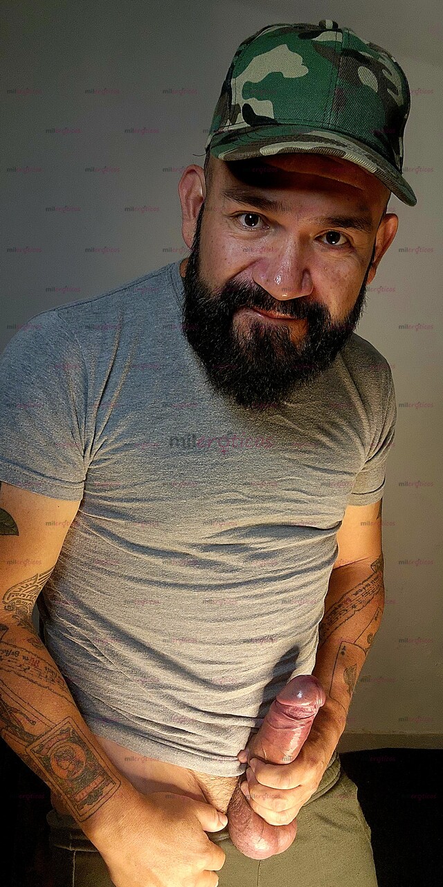 FOTOS DE MADURO ACT 100% CON VERGA GRUESA PARA DARTE DURO