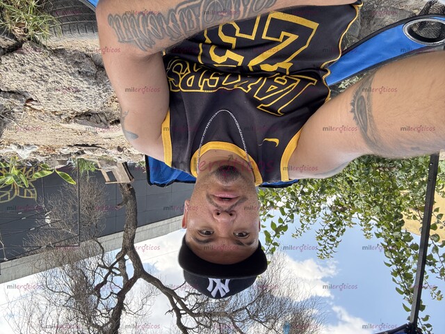 FOTOS DE CHAKAL VERGON TATUADO AVIENTO MUCHA LECHE