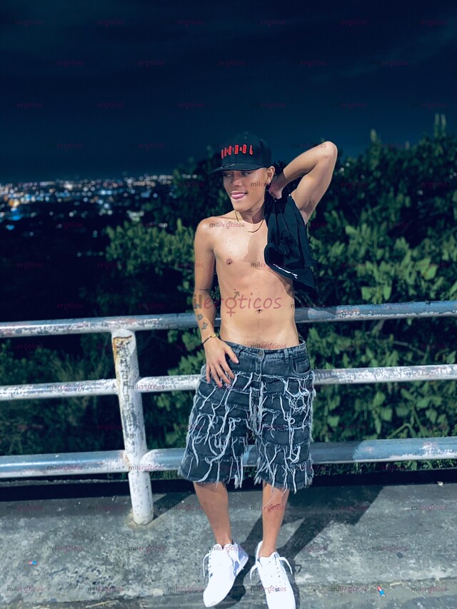 FOTOS DE POLLO NUEVO ARRECHO VERSATIL POCOS DIAS EN MEDELLIN