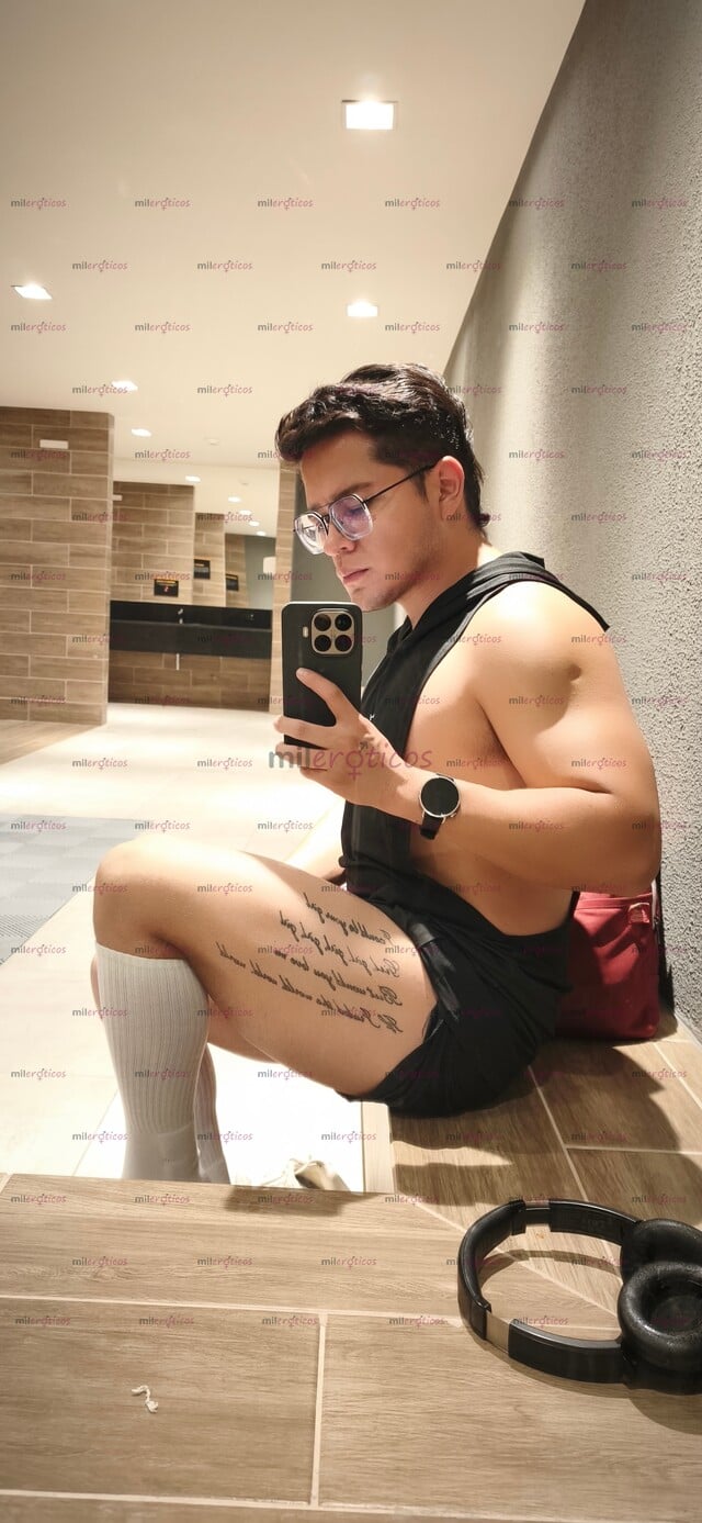 FOTOS DE VATO MAMADO DISCRETO, CALIENTE Y DELICIOSO PARA TI