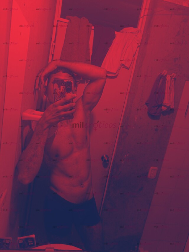 FOTOS DE JOVEN DE 27 AÑOS, SOY MUY BUENO HACIENDO SEXO ORAL