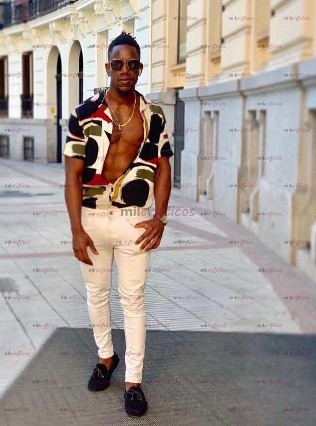 FOTOS DE MACHO POLLON SOLO DISPONIBLE A DOMICILIO