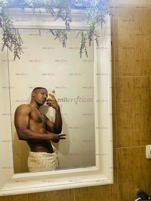 FOTOS DE MACHO POLLON SOLO DISPONIBLE A DOMICILIO