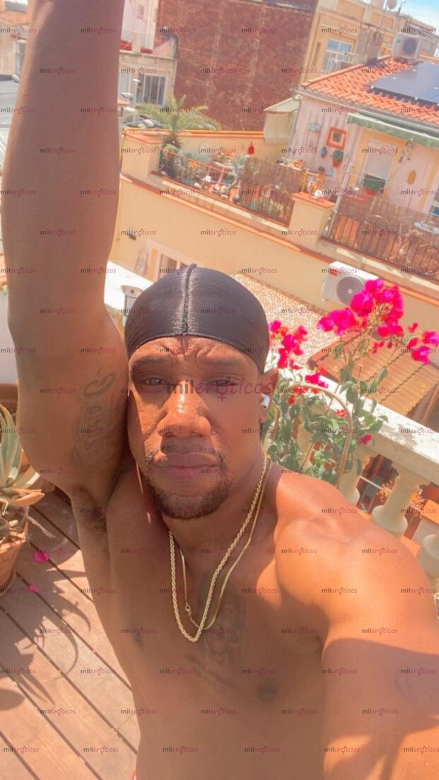 FOTOS DE MACHO POLLON SOLO DISPONIBLE A DOMICILIO