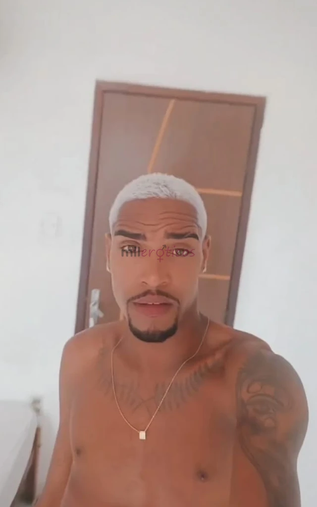 Chega no puto dotado sou moreno alto magrinho safado puto atendo no meu local ou ate do a domicilio garanto que vai curte o negao vem painho gozar gos...