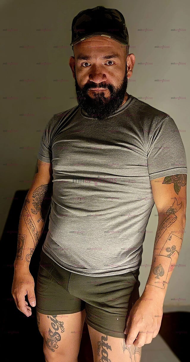 FOTOS DE MACHO MADURO CON VERGA GRUESA Y DURA PARA HACERTE GEMIR