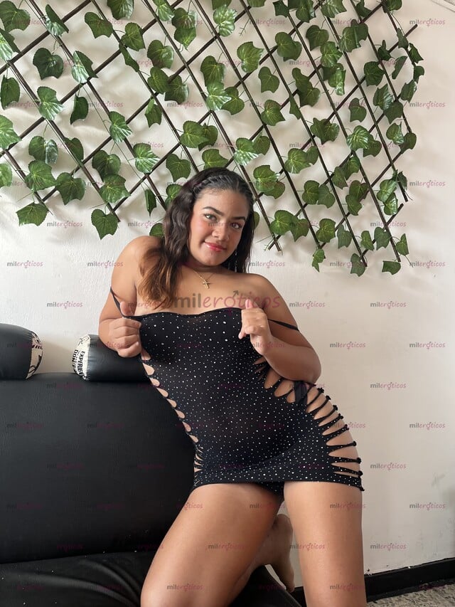 FOTOS DE RICA JOVEN CALIENTE Y NINFÓMANA PARA TI, ME ENCANTA EL SEXO DURO