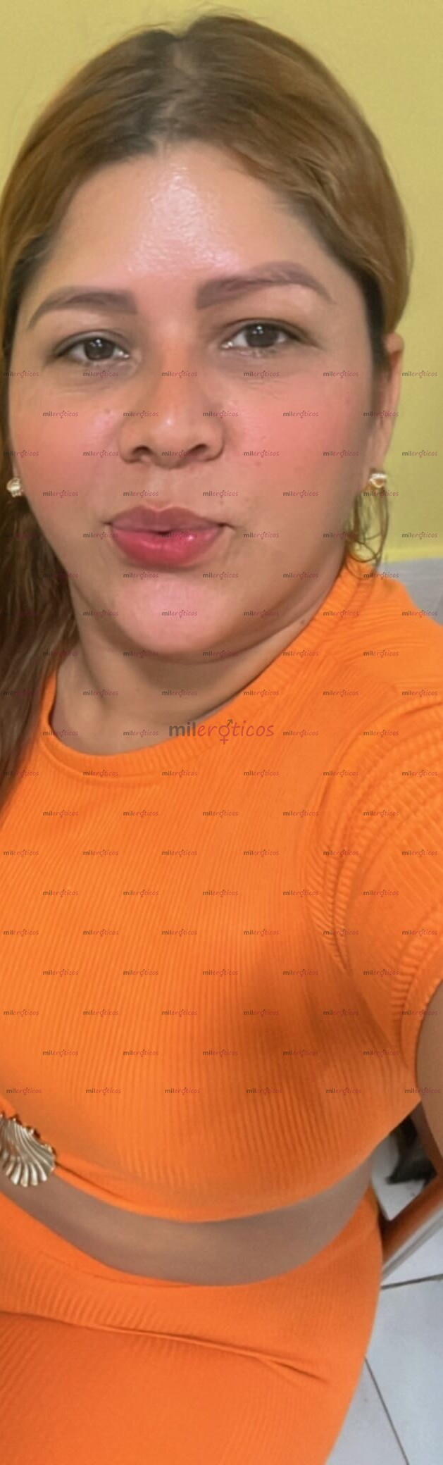 FOTOS DE HOLA MIS AMORES ME LLAMO KAROLINA VENGO DISPUESTA A COMPLACERTE