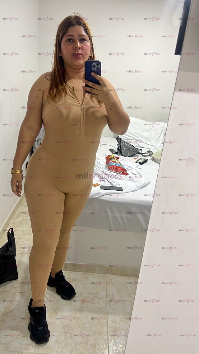 FOTOS DE HOLA MIS AMORES ME LLAMO KAROLINA VENGO DISPUESTA A COMPLACERTE