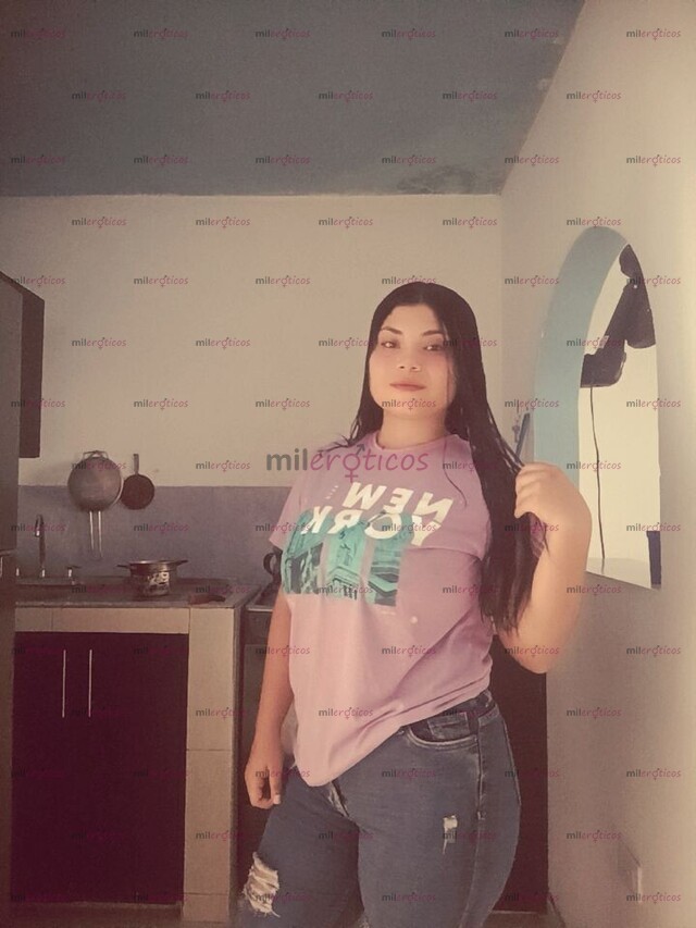 FOTOS DE SOY PELI NEGRA TENTONA ACUERPADA Y MUY CALIENTE