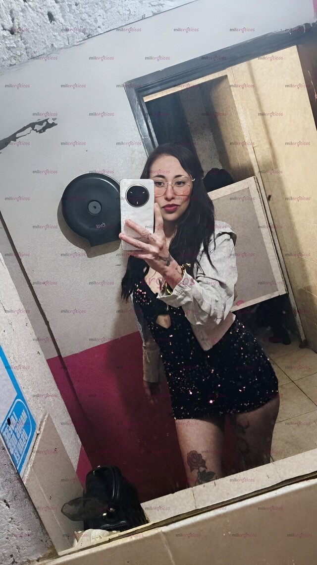 FOTOS DE SUPER FLAQUITA. ME DEJO COGER EN TODAS LAS POSICIONES