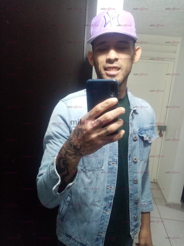 FOTOS DE VERGON 21CM COMPLACIENTE MASAJISTA DOTADO