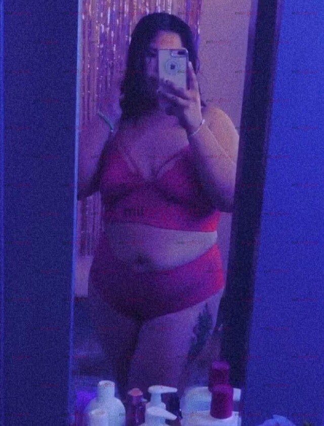 FOTOS DE HOLA PAPI BIENVENIDO A MI PERFIL,SOY UNA CHICA SUMISA Y MUY COMPLACIENTE