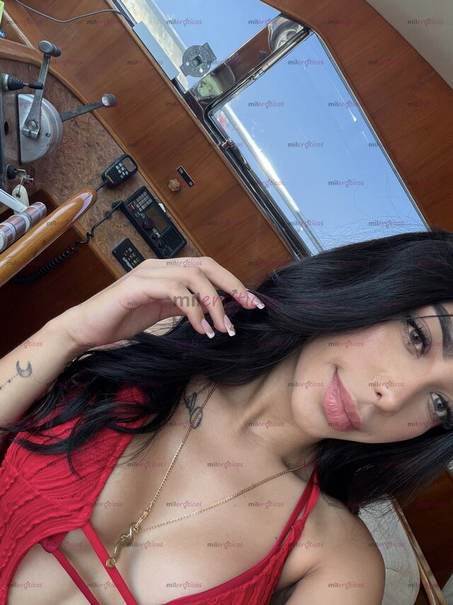 FOTOS DE MASAJES SENSITIVOS EN LAURELES ALMERÍA. EVE