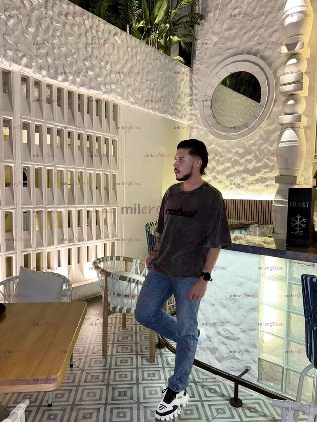 FOTOS DE JOVEN PAISA VERGON UNIVERSITARIO CUENTO CON APTO PRIVADO SOY LECHERO