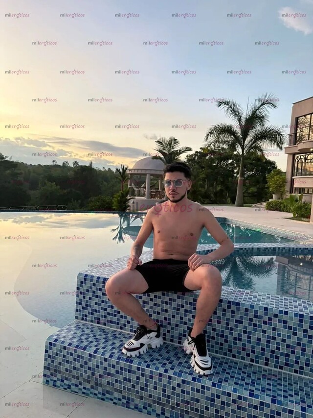 FOTOS DE JOVEN PAISA VERGON UNIVERSITARIO CUENTO CON APTO PRIVADO SOY LECHERO