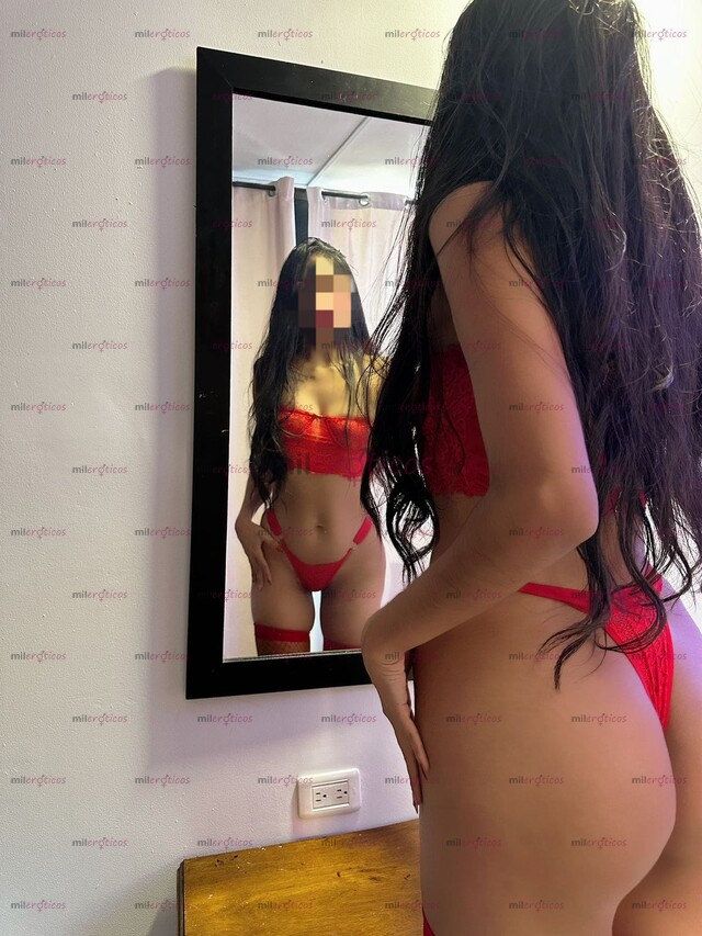 FOTOS DE JOVENCITA DELGADA Y SENSUAL DISPUESTA A COMPLACERTE.