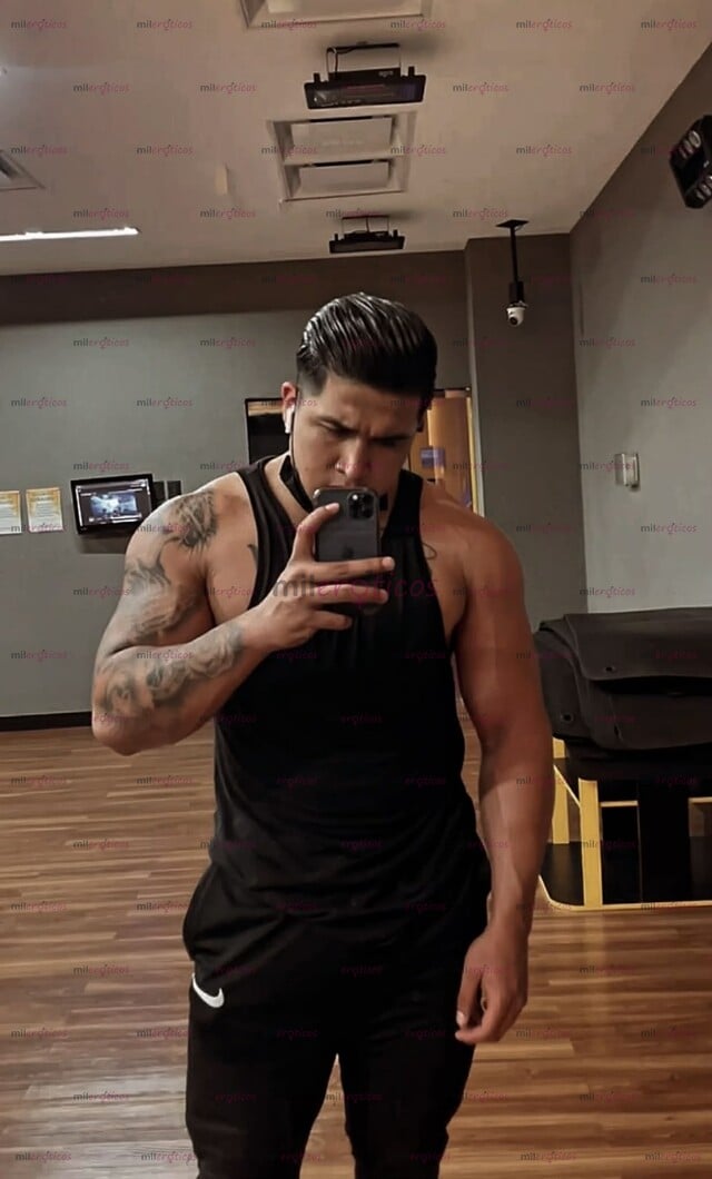 FOTOS DE MAXIMILIANO DE REGRESO !! MORENO SEXY Y GUAPO, DOTADO RICO LISTO PARA COMPLACERT
