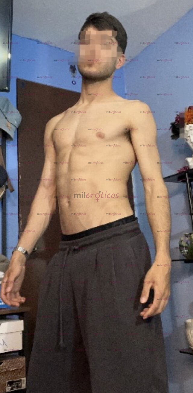 FOTOS DE ME LLAMO ELÍAS SOY MUY EDUCADO, CALIENTE Y CON BUENOS ATRIBUTOS...