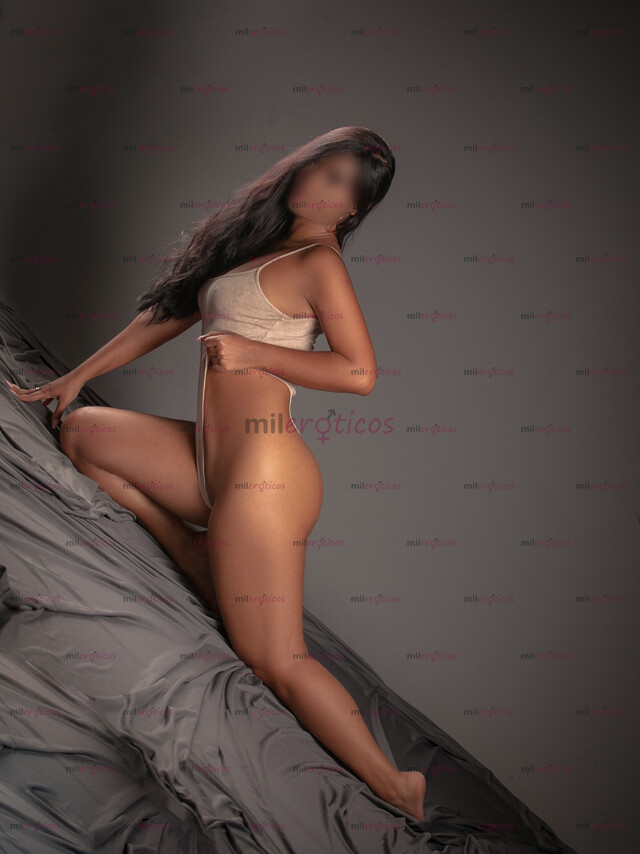 FOTOS DE SHOW ME THE SECRETS THAT YOUR PASSION HARBORS