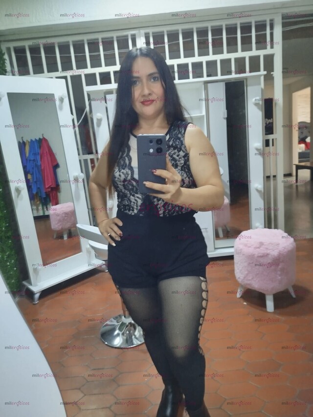 FOTOS DE NATHALIA, VETERANA, HERMOSA PARÁ ATENDER CHICOS DE CLASE