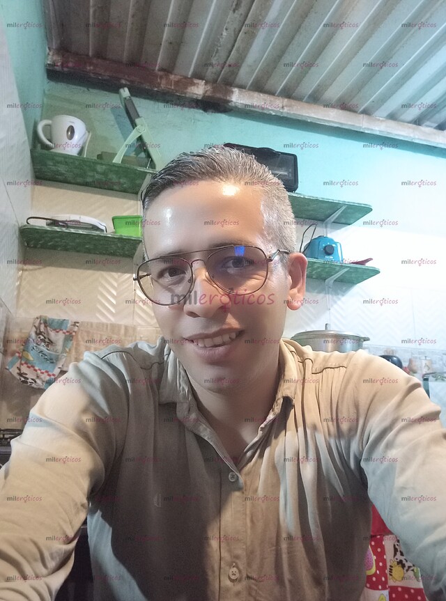 FOTOS DE BIEN DOTADO OFREZCO COMPAÑÍA Y PLACER ESCRÍBEME AL WHATSAPP CON GUSTO HABLAMOS