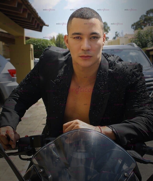 FOTOS DE HOLA MI NOMBRE ES ERIK 21 CM DE VERGA PARA TI NO TE ARREPENTIRAS