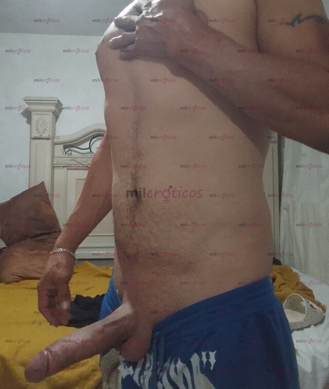 FOTOS DE HOMBRE ALTO MADURO COMPLACIENTE CON UN MIEMBRO DE 28 CM QUE TE VOLVERÁ LOCA