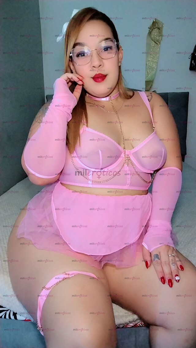 FOTOS DE CURVY BLANQUITA CON UNA VIBRA MUY ESPECIAL